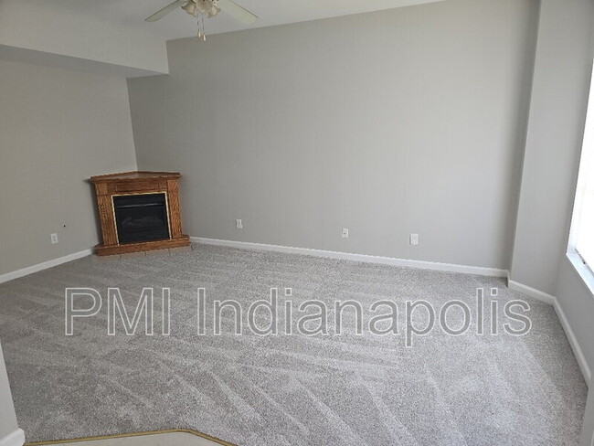 Building Photo - 1811 Winfield Park Dr