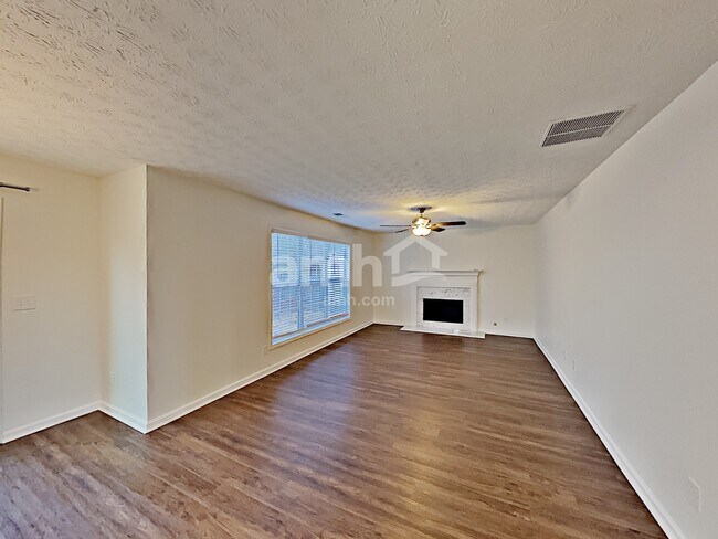 Building Photo - 1720 Mission Park Ct