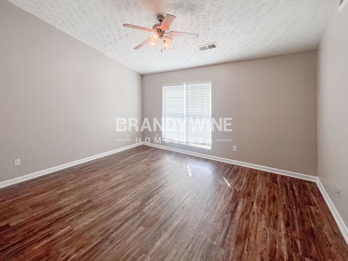 Building Photo - 3110 Bonnes Dr