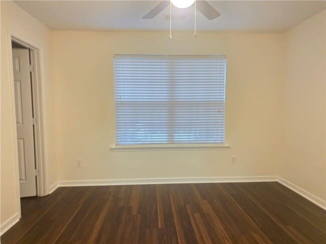Building Photo - 411 Chatooga Ln