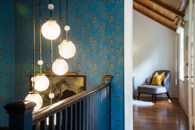 Building Photo - 919 RIVAS CANYON Rd