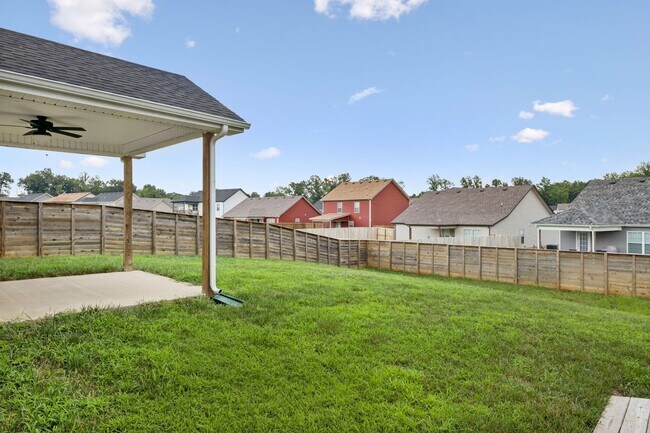 Building Photo - 219 Dugger Dr