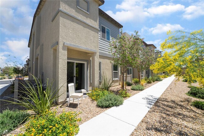 Primary Photo - 12731 Epperly St