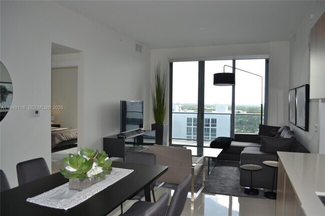 Building Photo - 2960 NE 207th St