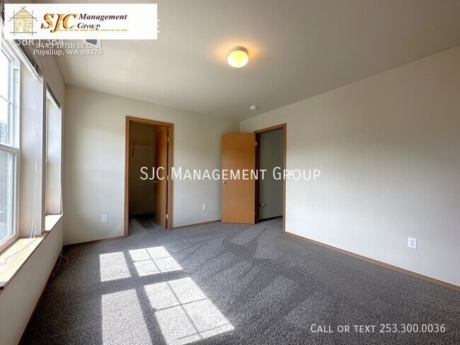 Building Photo - 9445 187th St Ct E