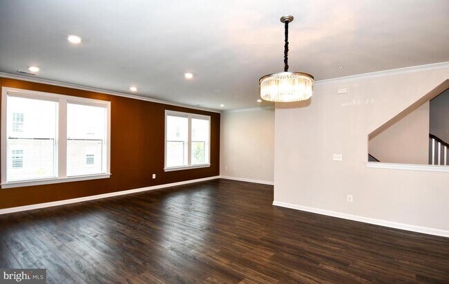 Building Photo - 20739 Heron Landing Dr