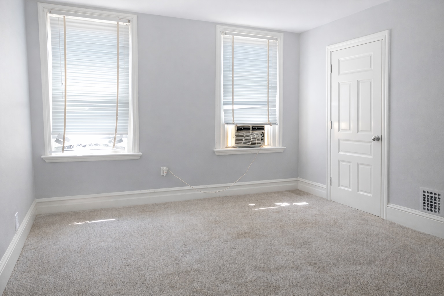 Main Bedroom - 931 Edgley St