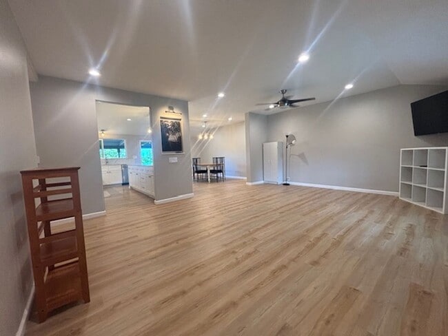 Building Photo - Gorgeous Four Bedroom / Two Bathroom On Usable Acreage