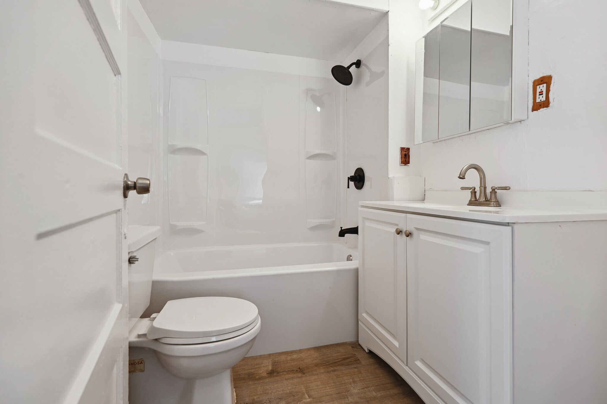 Building Photo - 5237 Enright Ave