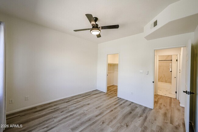 Building Photo - 11333 N 92nd St