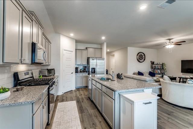 Building Photo - 9809 Gooseneck Dr