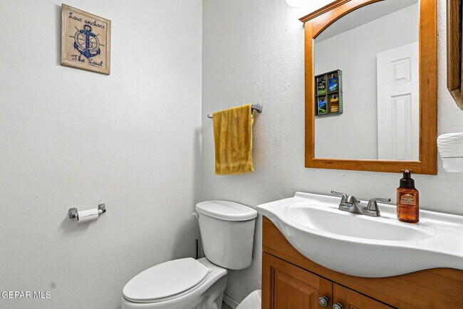 Building Photo - 3712 La Cuesta Dr