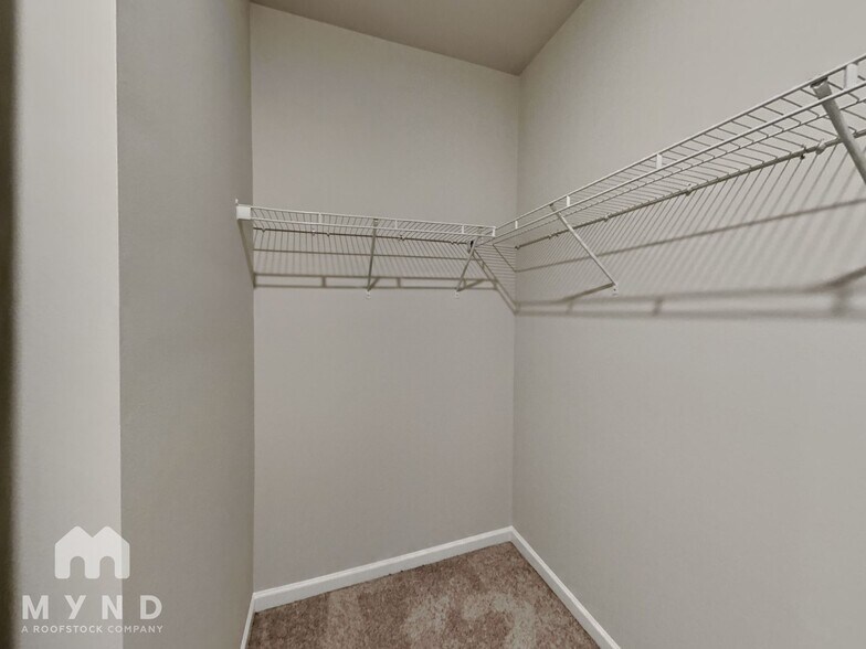 Building Photo - 4333 Water Elm Alley