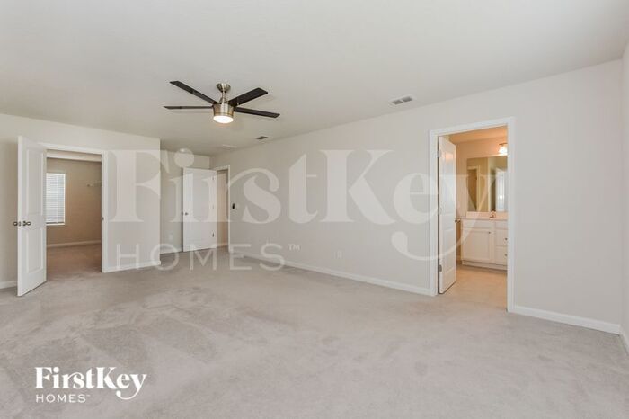 Building Photo - 3598 Lazy River Ter