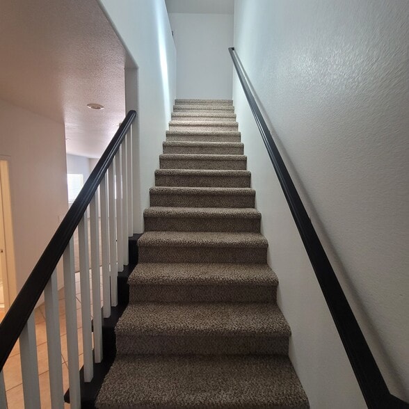 Building Photo - 6108 Stanton Summit Dr