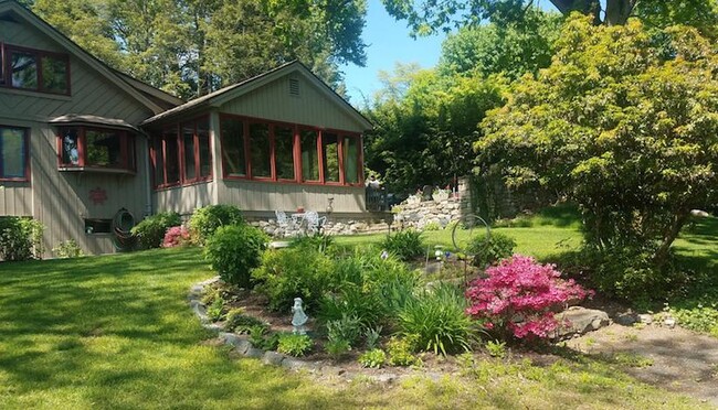 Building Photo - 61 Indian Trail