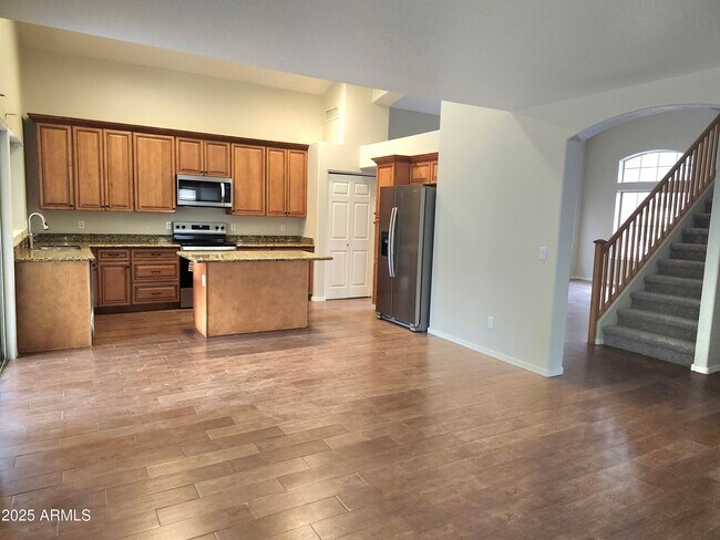 Building Photo - 7453 W Melinda Ln