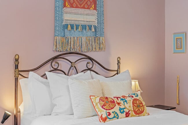 Building Photo - 509 Dabbs St