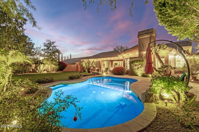 Primary Photo - 8919 E Cll Del Palo Verde