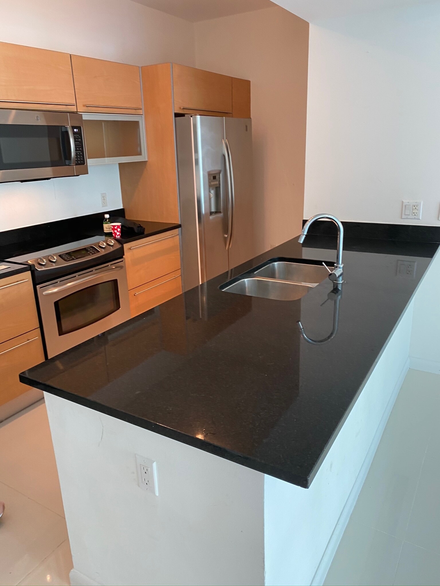 Building Photo - 951 Brickell Ave