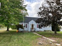 Building Photo - 23 Robert St