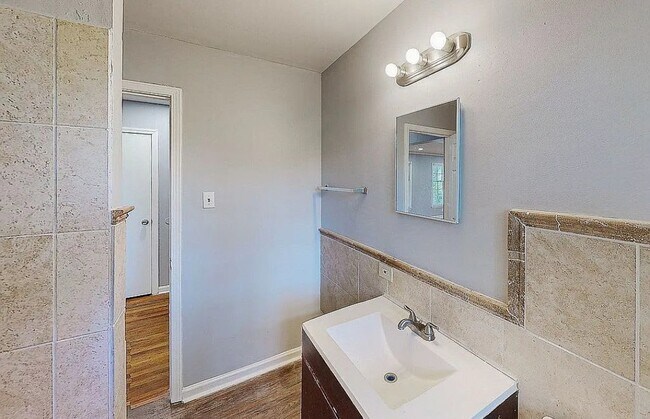 Building Photo - 1769 Timothy Dr SW