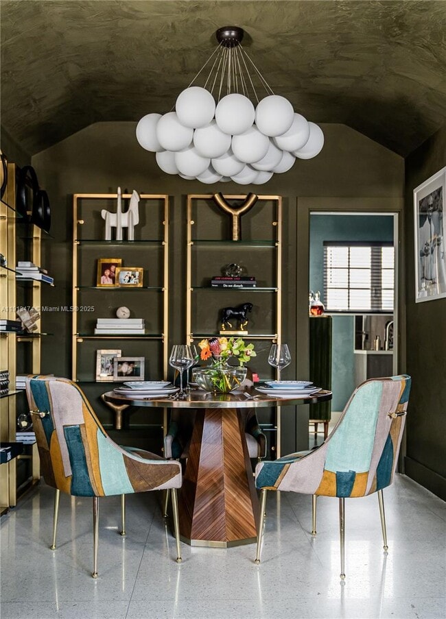 Building Photo - 1601 Jefferson Ave