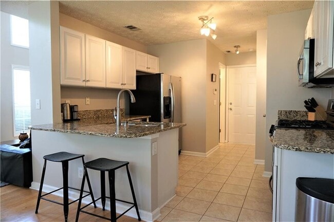 Building Photo - 13352 Harpley Ct