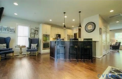 Building Photo - 3810 Barnyard Trl