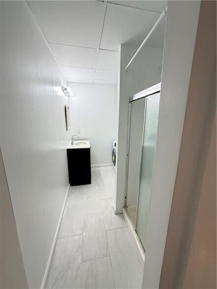 Building Photo - 1173 Mill Ridge Dr