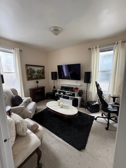 Building Photo - 254 Terrace Ave