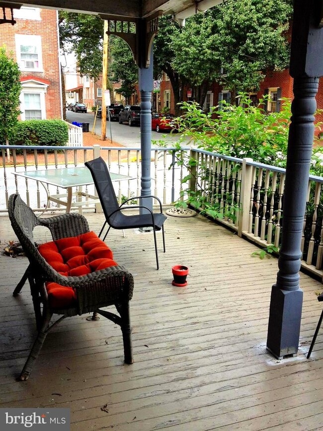 Building Photo - 302 S Darlington St