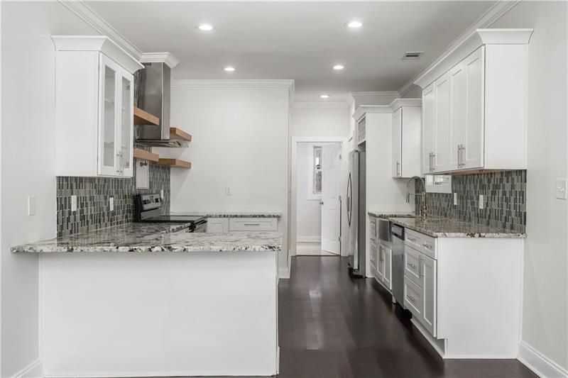 Building Photo - 954 Byron Dr SW