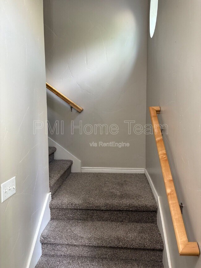 Building Photo - 260 Ailee Lane