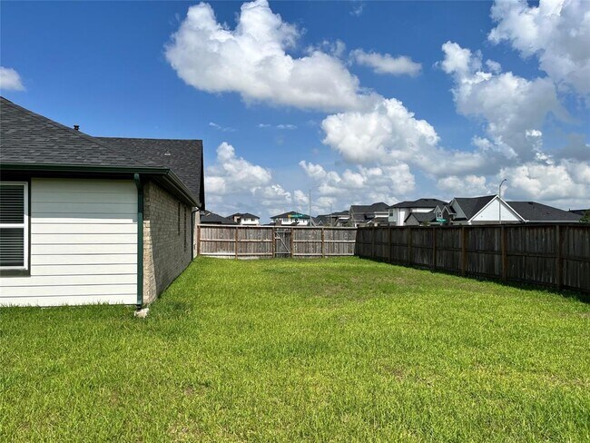 Building Photo - 3303 Dagostino Crk Dr