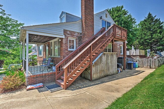 Building Photo - 1414 Regester Ave