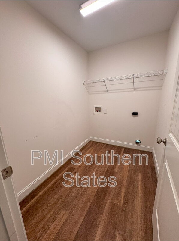 Building Photo - 1 Solis Ct
