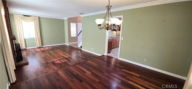 Building Photo - 1400 Post Rd