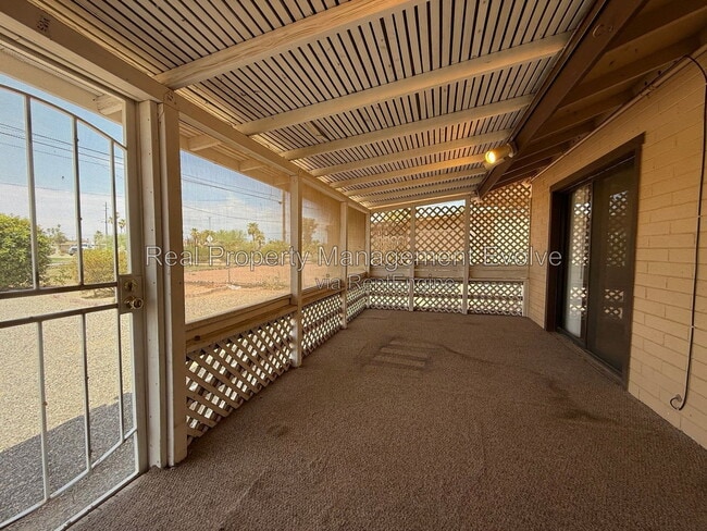 Building Photo - 12076 N Pebble Beach Dr