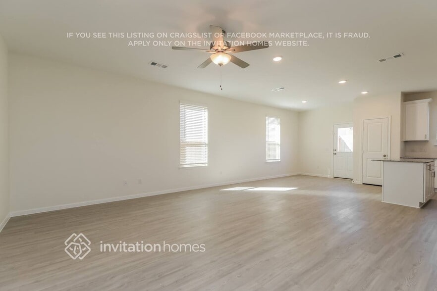 Building Photo - 13455 Maltessa Dr