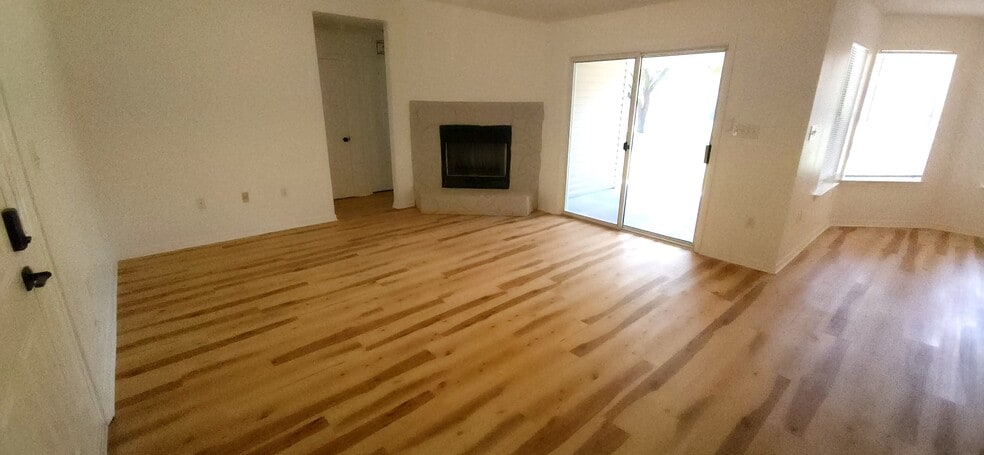 Building Photo - 8625 Laredo St