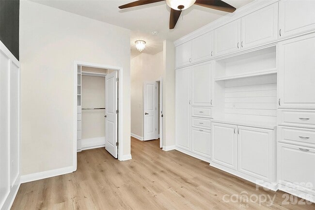 Building Photo - 450 New Bern Station Ct