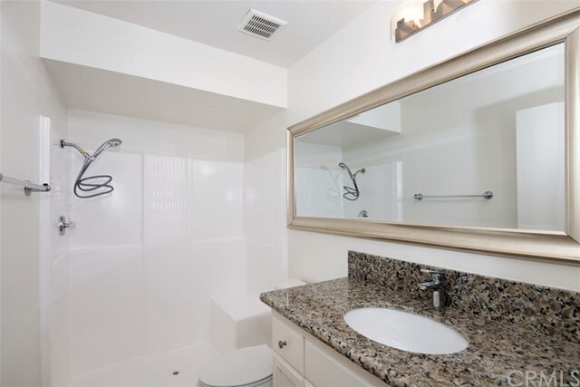 Building Photo - 31618 W Nine Dr