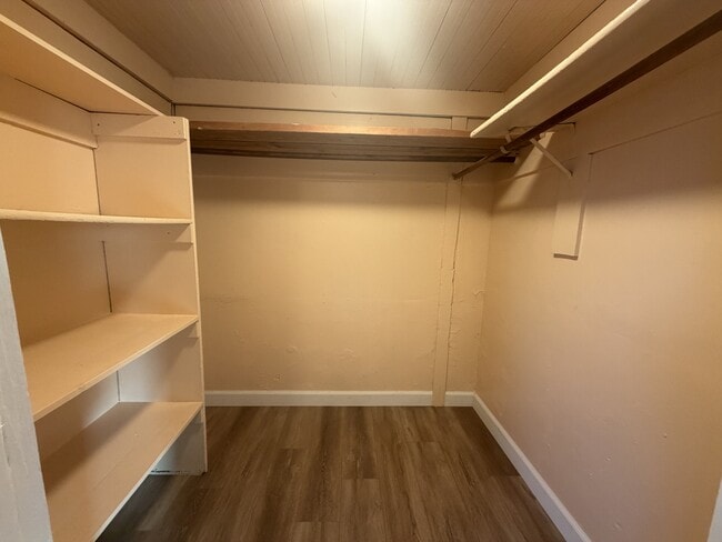 Building Photo - 1154 Grand Ave