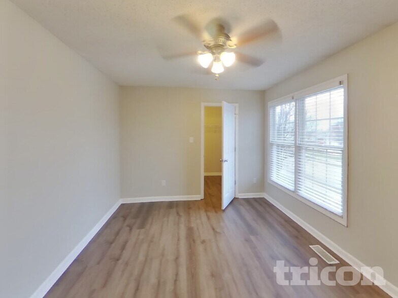 Building Photo - 4064 Jessica Dr