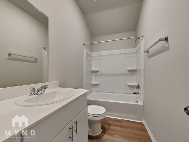 Building Photo - 1447 Cedar Plns Ct