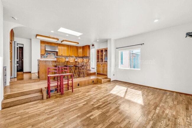 Building Photo - 940 14th St