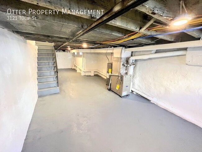 Building Photo - 3121 Tulip St