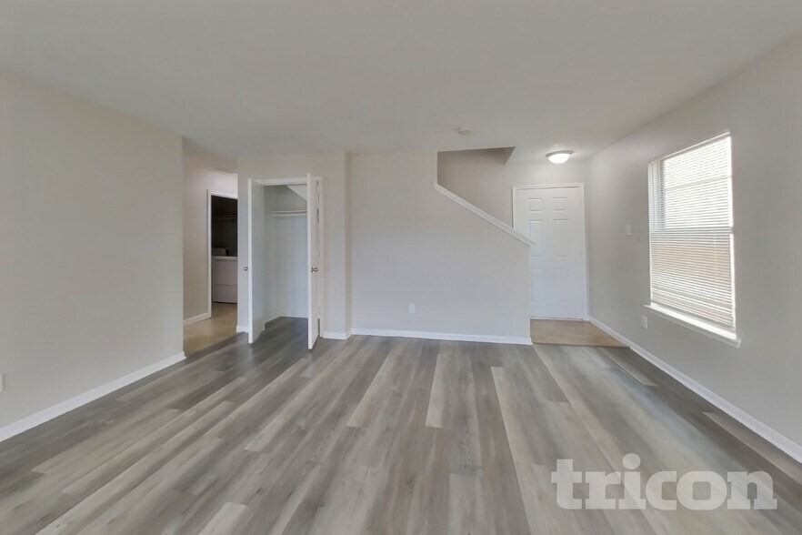 Building Photo - 9215 Dewberry Blossom Ln