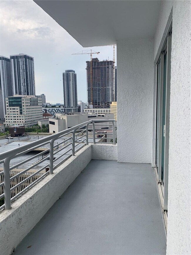 Building Photo - 133 NE 2nd Ave